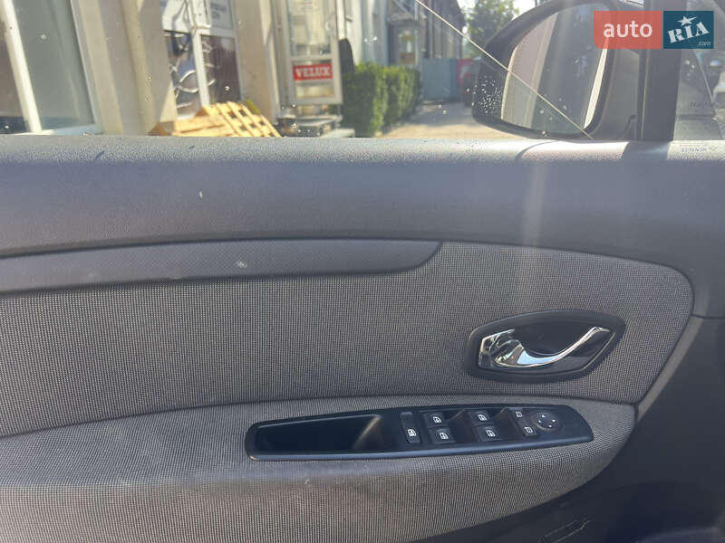 Мінівен Renault Scenic 2011 в Івано-Франківську