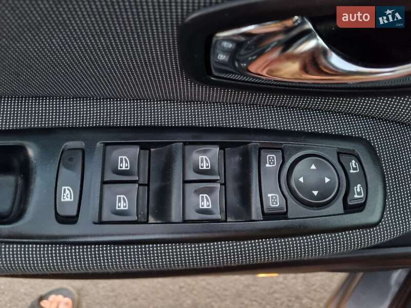 Минивэн Renault Scenic 2011 в Днепре