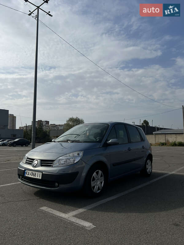 Минивэн Renault Scenic 2006 в 
