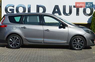 Минивэн Renault Scenic 2013 в 