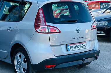 Минивэн Renault Scenic 2009 в 