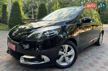 Минивэн Renault Scenic 2013 в 
