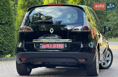 Минивэн Renault Scenic 2013 в 