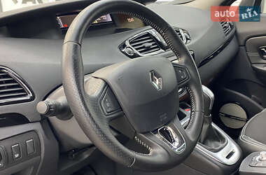 Минивэн Renault Scenic 2016 в 