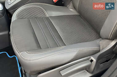 Минивэн Renault Scenic 2016 в 