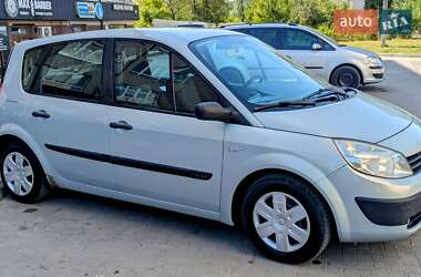 Минивэн Renault Scenic 2004 в 