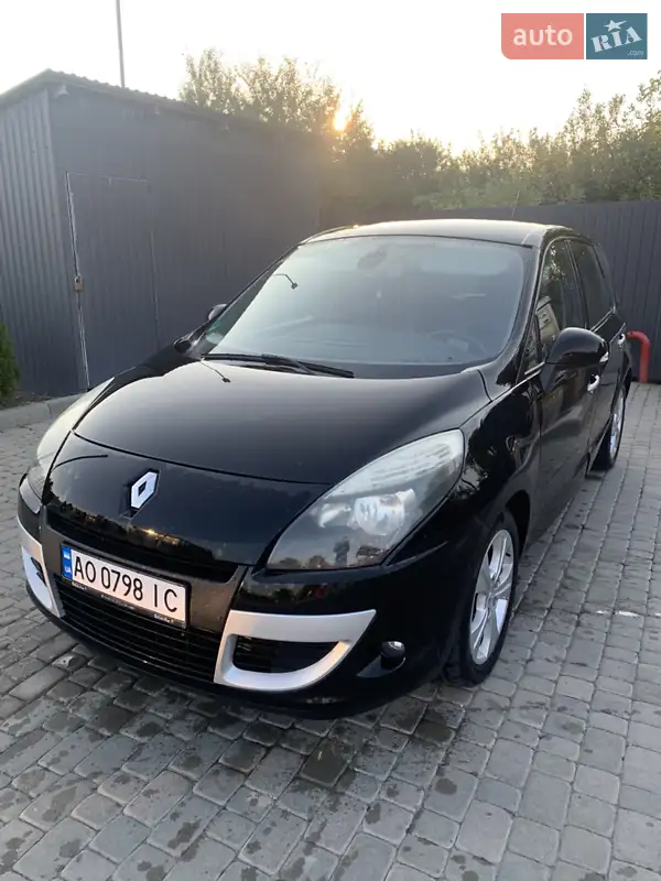 Renault Scenic 2011