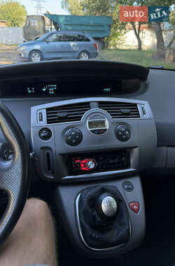Минивэн Renault Scenic 2007 в 