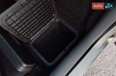 Минивэн Renault Scenic 2005 в 