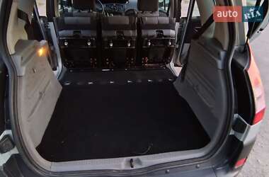 Минивэн Renault Scenic 2005 в 