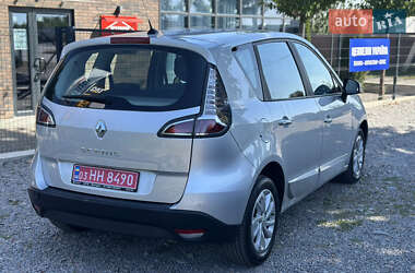 Минивэн Renault Scenic 2013 в 