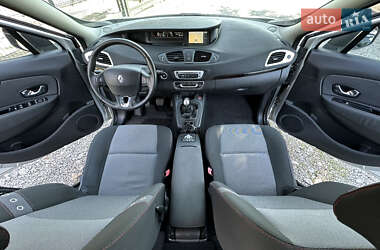 Минивэн Renault Scenic 2013 в 
