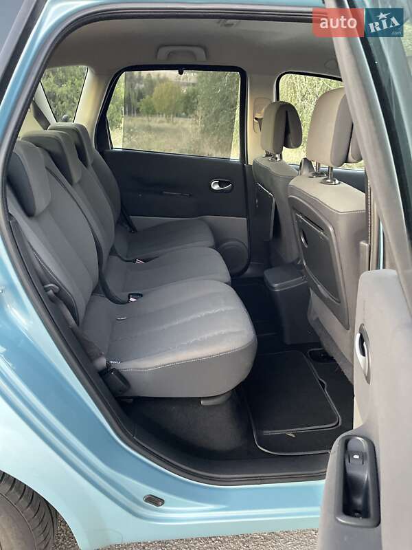 Минивэн Renault Scenic 2008 в Днепре