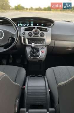 Минивэн Renault Scenic 2008 в 