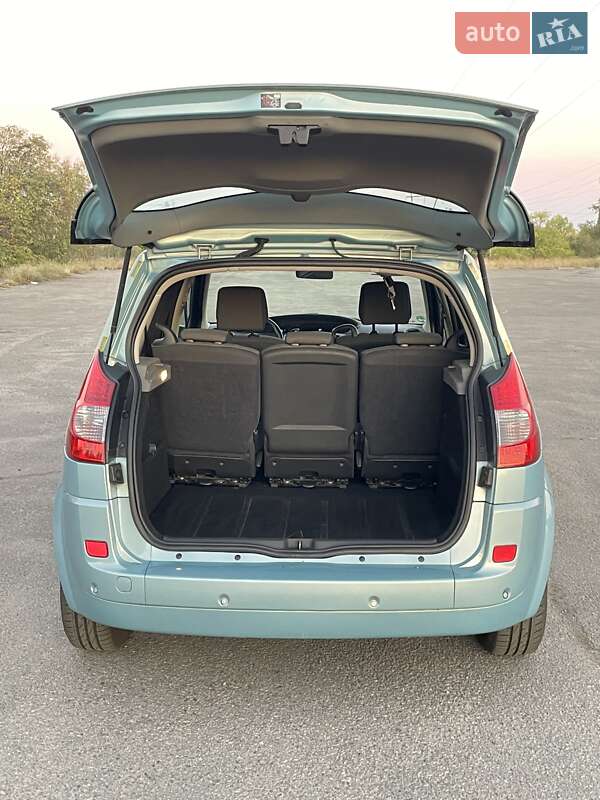 Минивэн Renault Scenic 2008 в Днепре