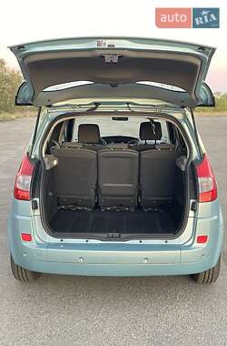 Минивэн Renault Scenic 2008 в 