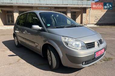 Минивэн Renault Scenic 2005 в 