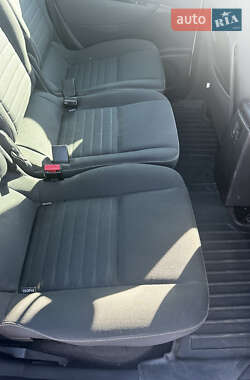 Минивэн Renault Scenic 2015 в 