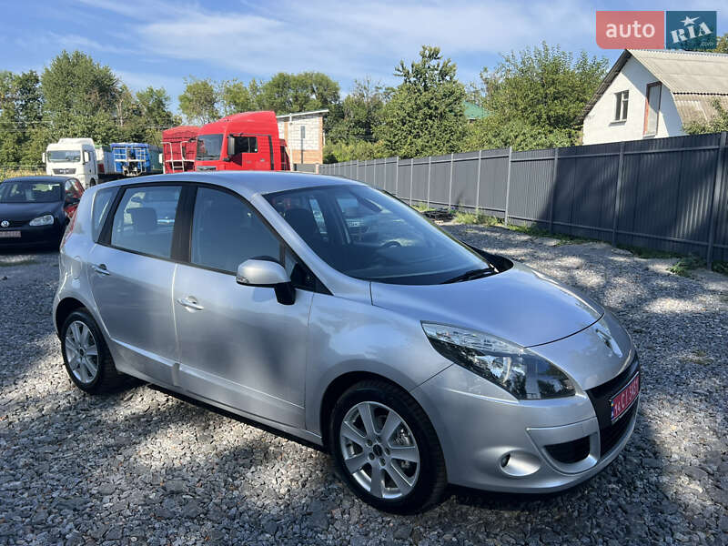 Минивэн Renault Scenic 2009 в Виннице
