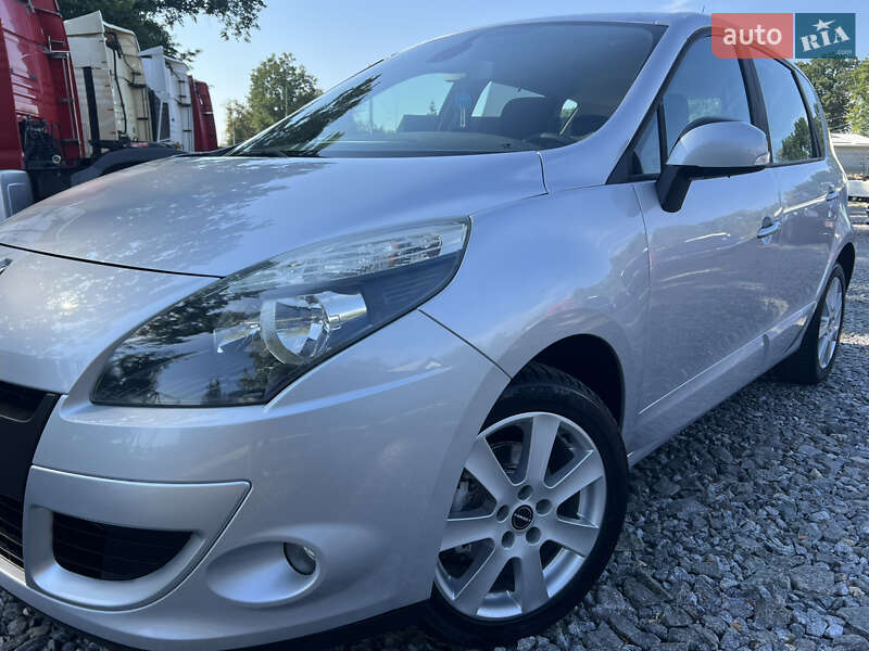 Минивэн Renault Scenic 2009 в Виннице