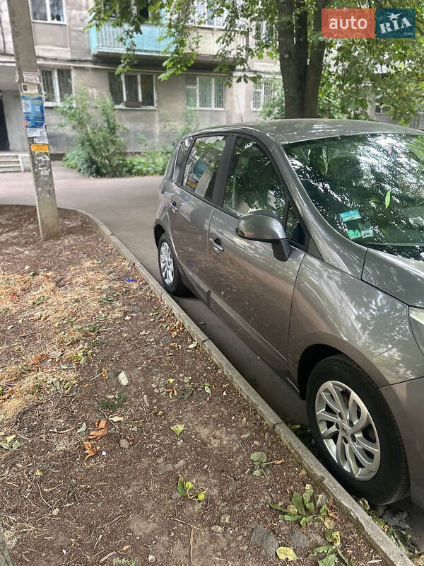 Минивэн Renault Scenic 2012 в Одессе