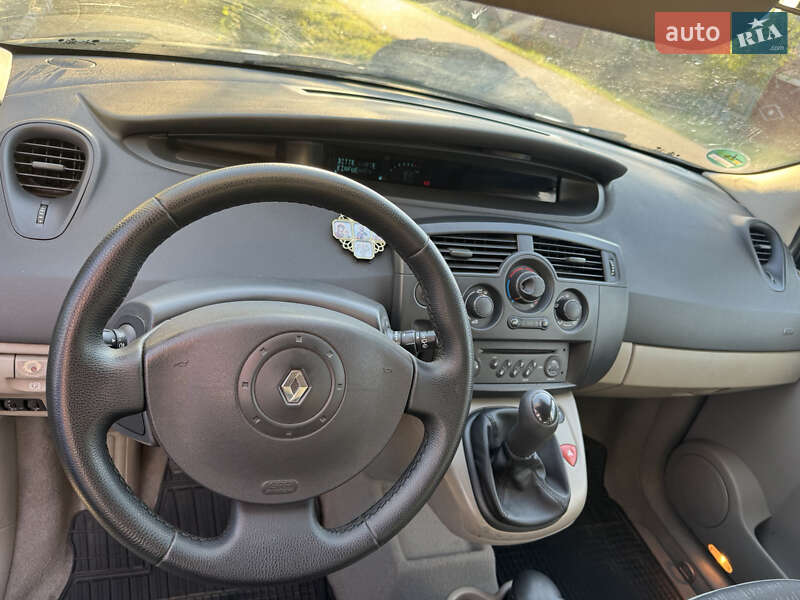 Минивэн Renault Scenic 2006 в Житомире