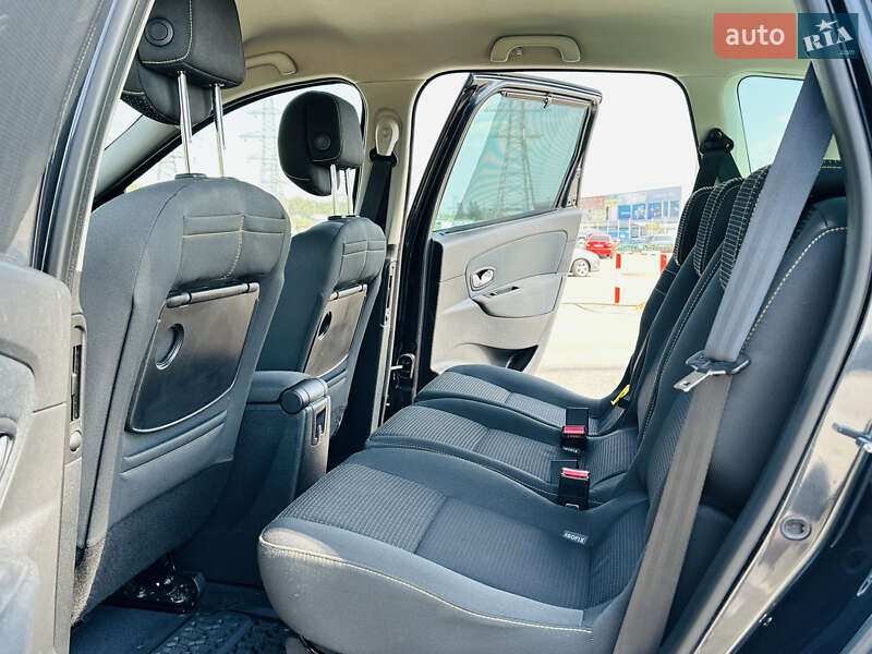Минивэн Renault Scenic 2009 в Харькове