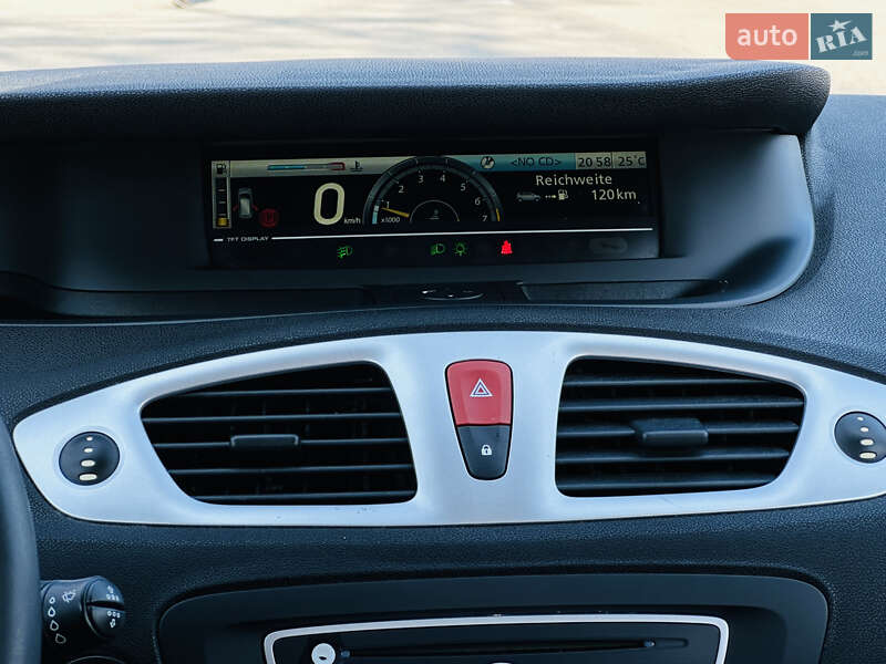 Минивэн Renault Scenic 2009 в Харькове