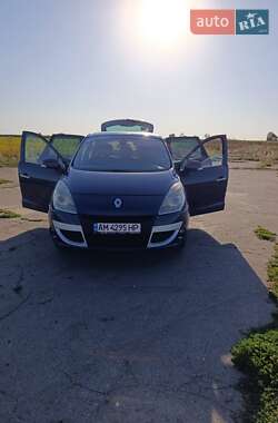 Мінівен Renault Scenic 2010 в 
