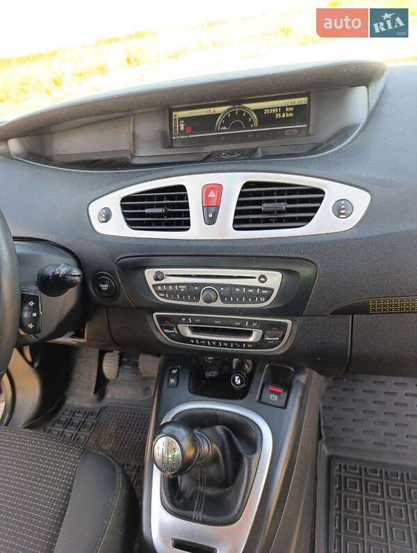 Минивэн Renault Scenic 2010 в Андрушевке