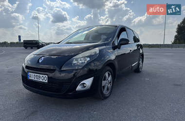Мінівен Renault Scenic 2010 в Києві