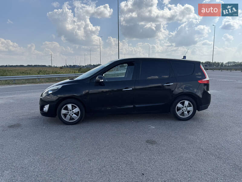 Минивэн Renault Scenic 2010 в Киеве