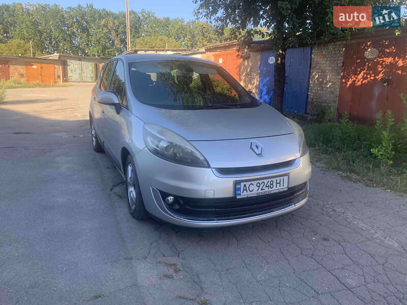 Мінівен Renault Scenic 2012 в 