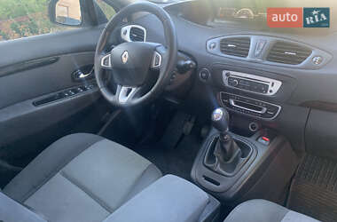Мінівен Renault Scenic 2012 в 