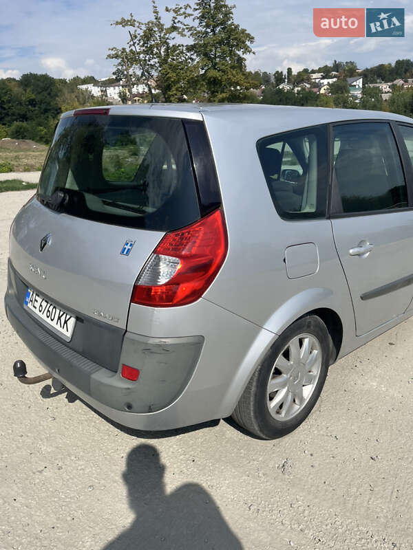 Минивэн Renault Scenic 2006 в Днепре
