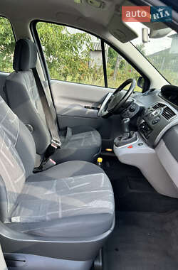 Минивэн Renault Scenic 2007 в 
