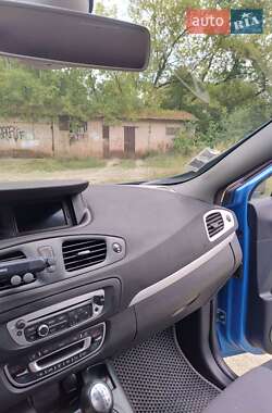 Мінівен Renault Scenic 2013 в 