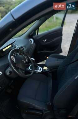 Минивэн Renault Scenic 2010 в 