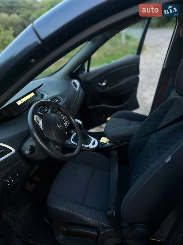 Минивэн Renault Scenic 2010 в Хмельницком