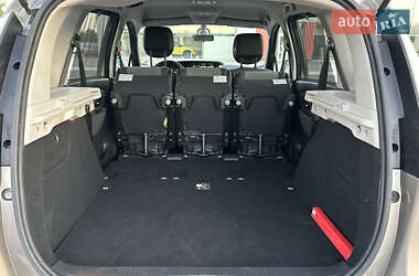 Минивэн Renault Scenic 2013 в 