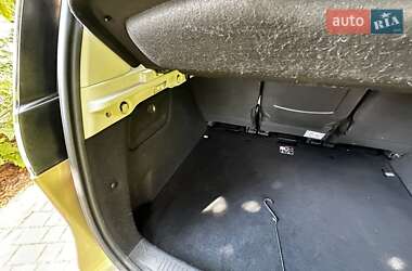 Минивэн Renault Scenic 2014 в 