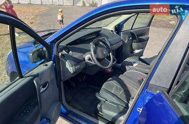Минивэн Renault Scenic 2006 в 