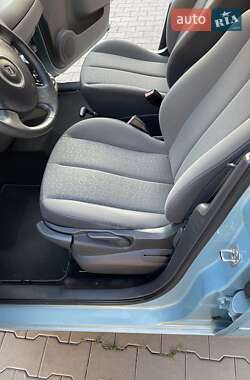 Минивэн Renault Scenic 2009 в 