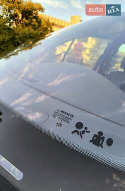 Мінівен Renault Scenic 2005 в 