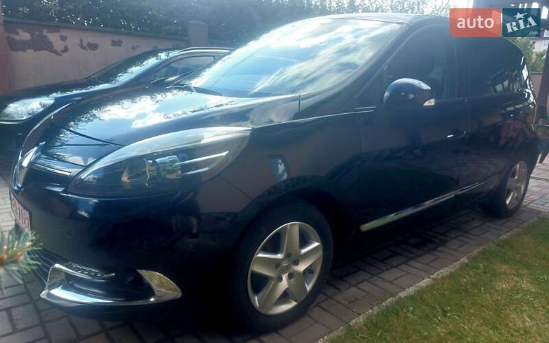 Мінівен Renault Scenic 2015 в Луцьку