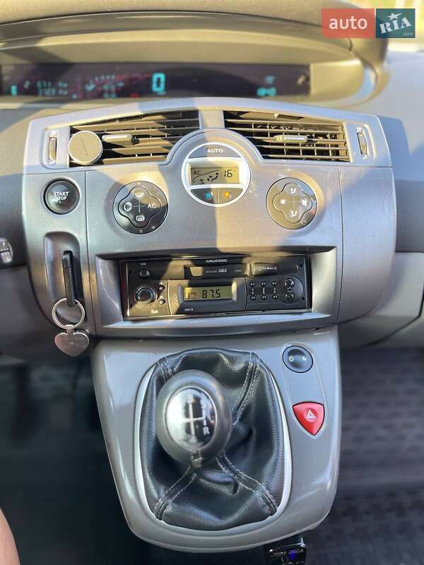 Минивэн Renault Scenic 2004 в Бродах