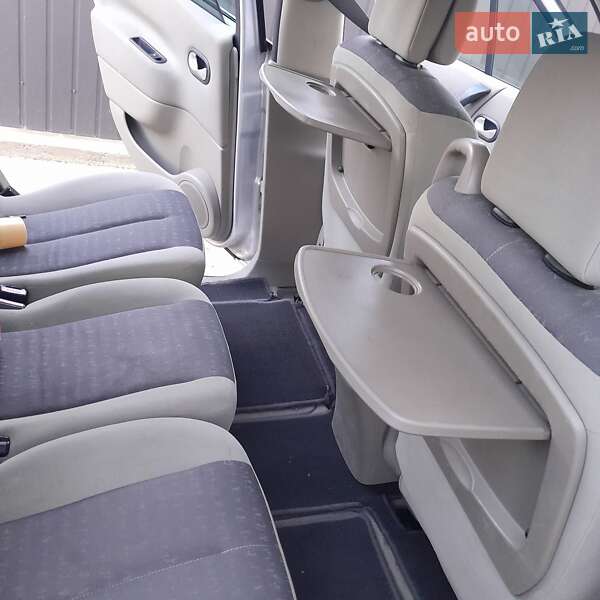 Минивэн Renault Scenic 2006 в Подвысоком