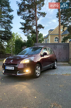 Renault Scenic 2012