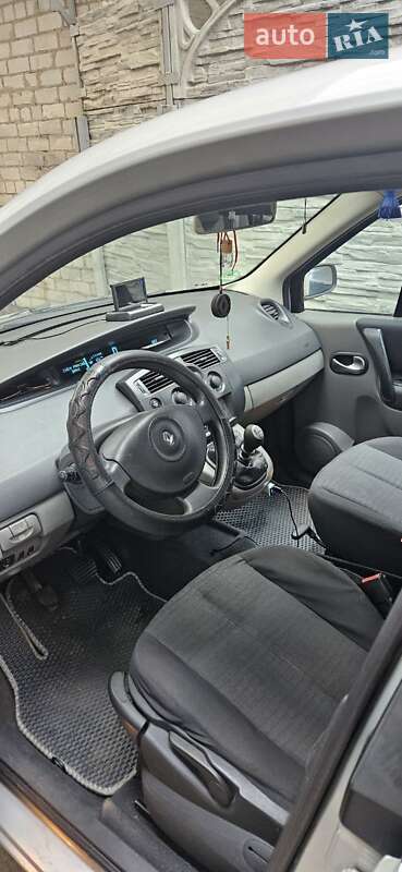 Мінівен Renault Scenic 2006 в Чернігові