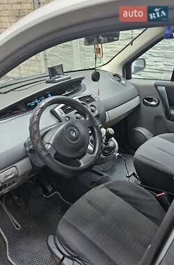Минивэн Renault Scenic 2006 в 